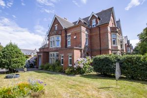 Photo 27- click for photo gallery